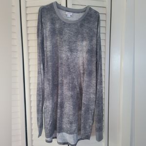 Lularoe Hudson shirt